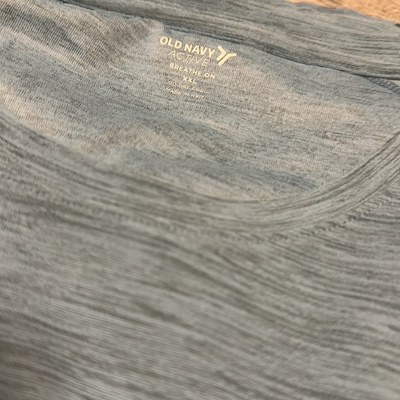 Old Navy Active Breath ON Men’s Active Wear Go Dry Cool Shirt Size XXL - Picture 3 of 3